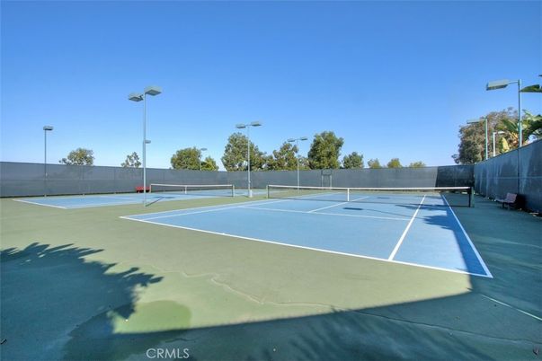 Exterior, Tennis Courts