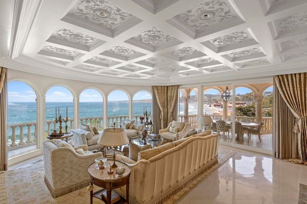 Interior, Living room, Water