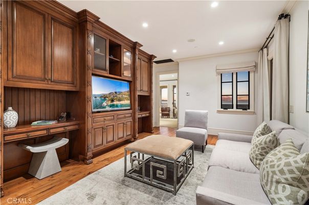 Home Office, Interior, Living room, Recessed Lighting, Wood Texture Flooring