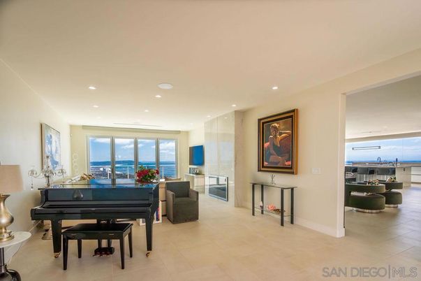 Interior, Living room, Piano, Recessed Lighting, Water