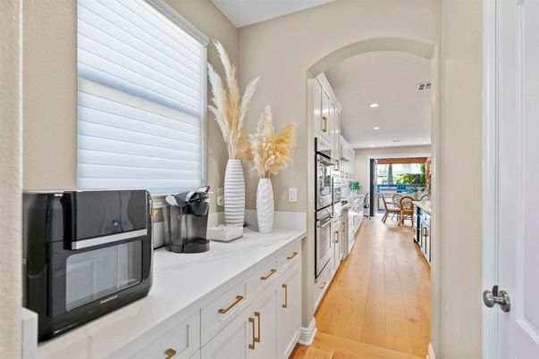 Interior, Kitchen, Recessed Lighting, Wood Texture Flooring