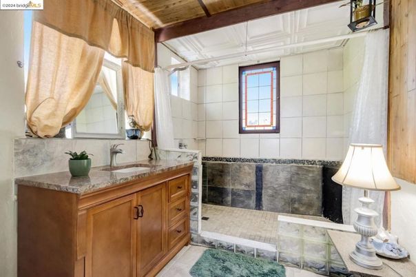 Bathroom, Interior, Wooden Beams