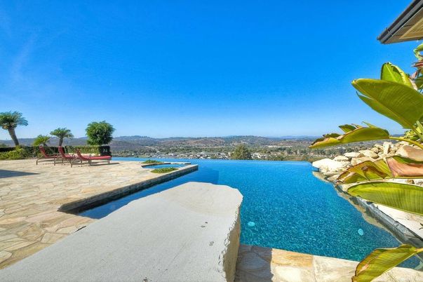 Exterior, Pool, Water