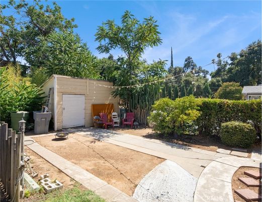 Detached Garage, Exterior