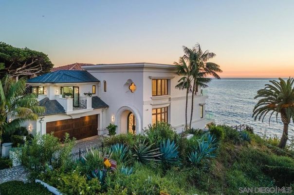 Attached, Exterior, Facade, Water, Mediterranean