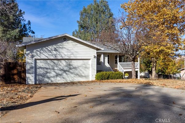 Attached, Detached Garage, Exterior, Facade, Ranch