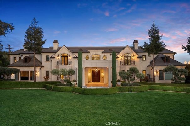 Backyard, Exterior, Facade, French Provincial