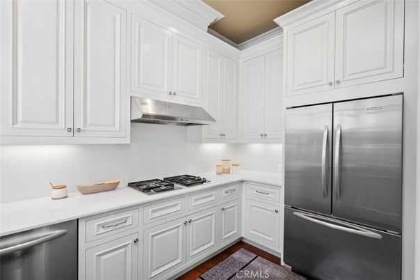 Interior, Kitchen, Stainless Steel Appliances, Wood Texture Flooring