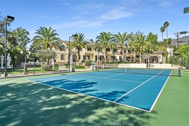 Exterior, Tennis Courts