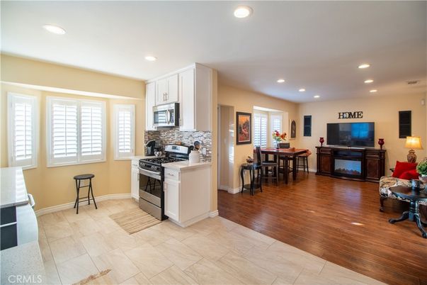 Dining room, Interior, Kitchen, Recessed Lighting, Stainless Steel Appliances, Wood Texture Flooring