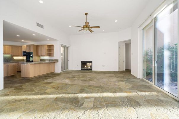 Fireplace, Interior, Kitchen, Recessed Lighting