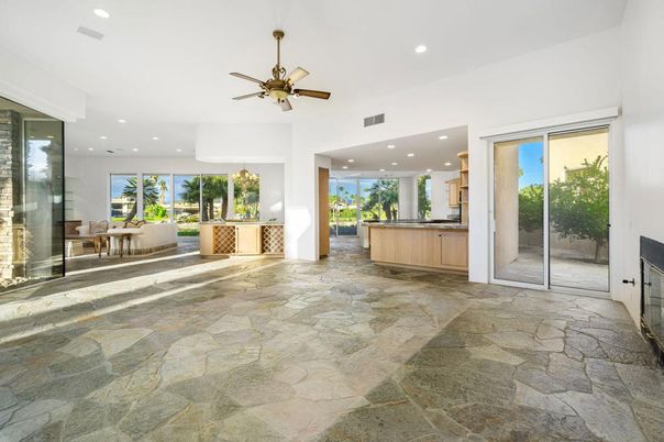 Dining room, Interior, Recessed Lighting