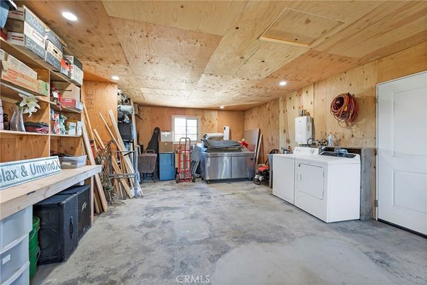 Interior, Recessed Lighting, Washer, Wooden Ceilings, Wooden Walls