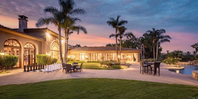 Backyard, Exterior, Pool, Water