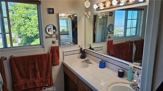 Bathroom, Dual Sink Vanities, Interior, Tile Countertops