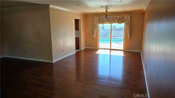 Chandelier, Empty room, Interior, Recessed Lighting, Wood Texture Flooring