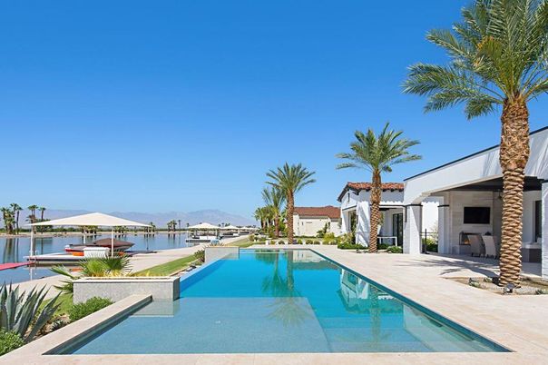 Exterior, Pool, Water