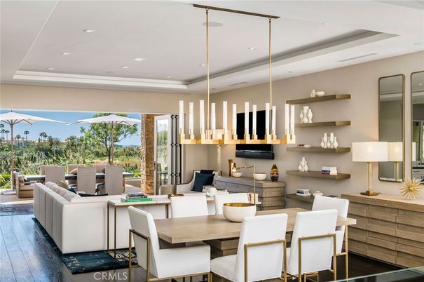 Dining room, Interior, Living room, Pendant Lights, Recessed Lighting, Wood Texture Flooring