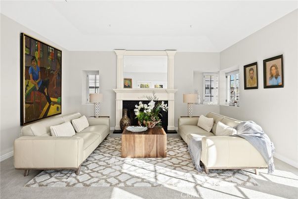 Fireplace, Interior, Living room
