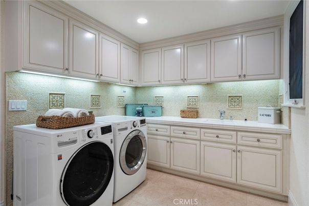 Interior, Recessed Lighting, Washer