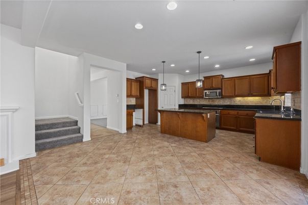 Interior, Kitchen, Pendant Lights, Recessed Lighting, Stainless Steel Appliances