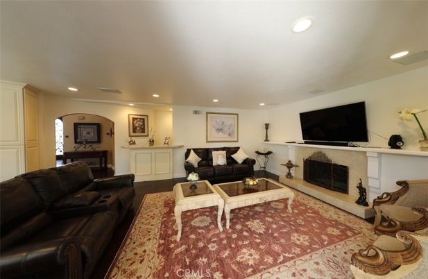 Fireplace, Interior, Living room, Recessed Lighting