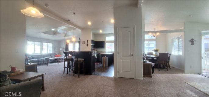 Chandelier, Dining room, Interior, Living room, Pendant Lights