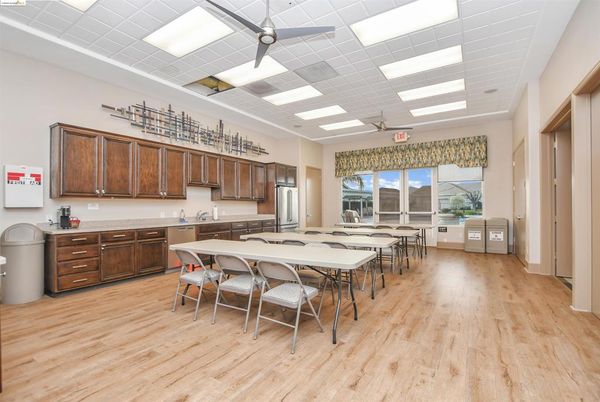Dining room, Interior, Kitchen, Recessed Lighting, Wood Texture Flooring