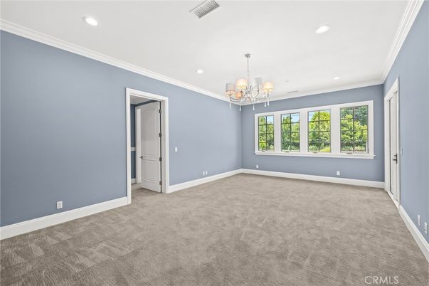 Chandelier, Empty room, Interior, Recessed Lighting