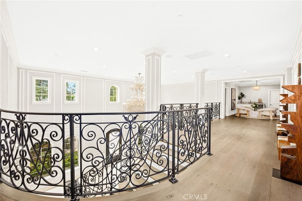 Chandelier, Interior, Recessed Lighting, Wood Texture Flooring