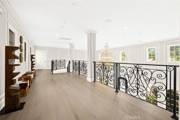 Chandelier, Interior, Recessed Lighting, Wood Texture Flooring