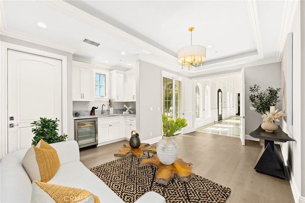 Chandelier, Interior, Kitchen, Living room, Recessed Lighting, Wood Texture Flooring