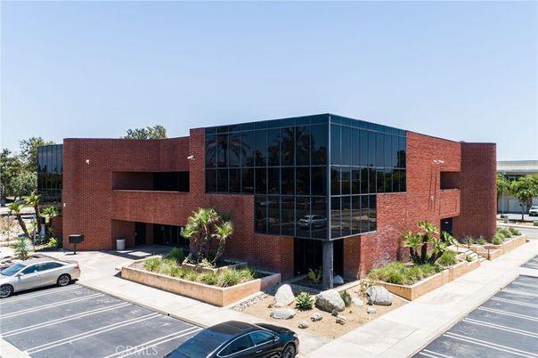 Exterior, Facade, Brick Facade, Modern