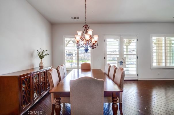 Chandelier, Dining room, Interior, Wood Texture Flooring