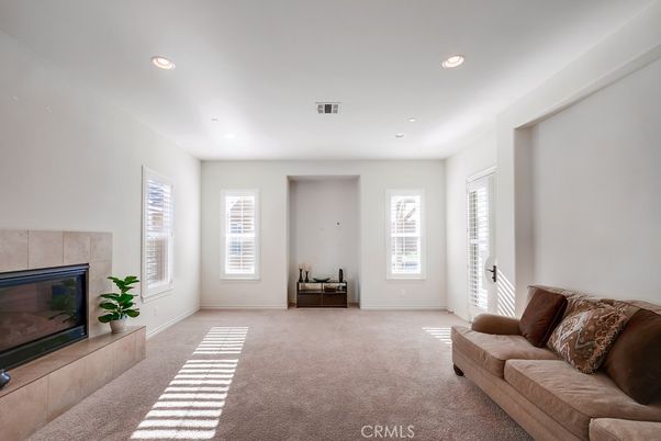 Fireplace, Interior, Living room, Recessed Lighting
