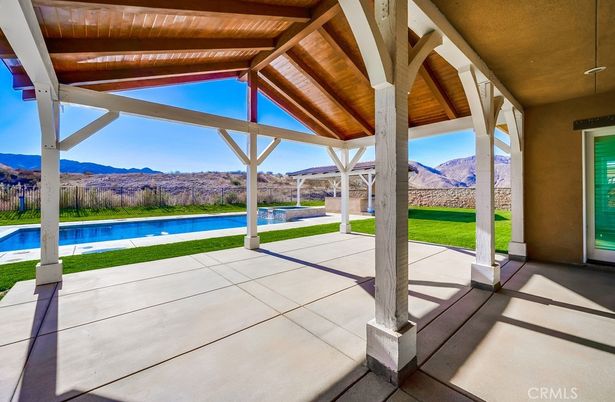 Exterior, Pool, Sun Room, Water