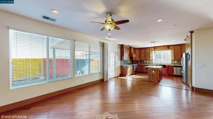 Empty room, Interior, Kitchen, Recessed Lighting, Wood Texture Flooring