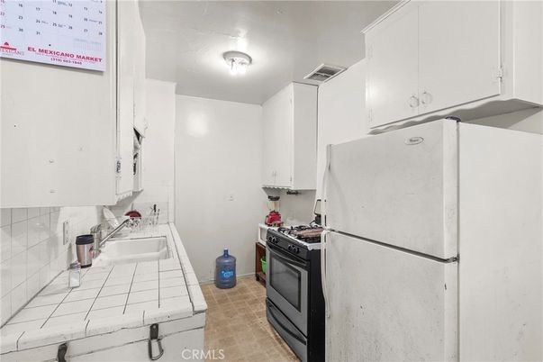Interior, Kitchen, Tile Countertops