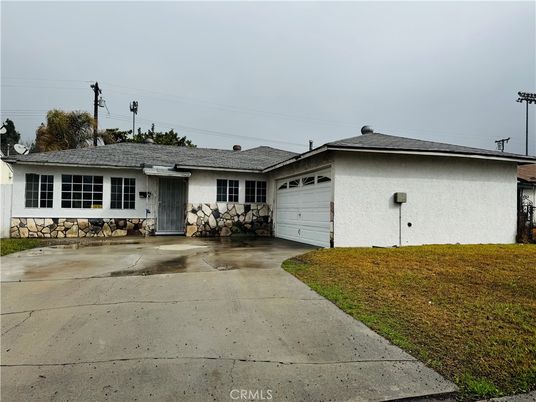 Attached, Backyard, Exterior, Facade, Ranch