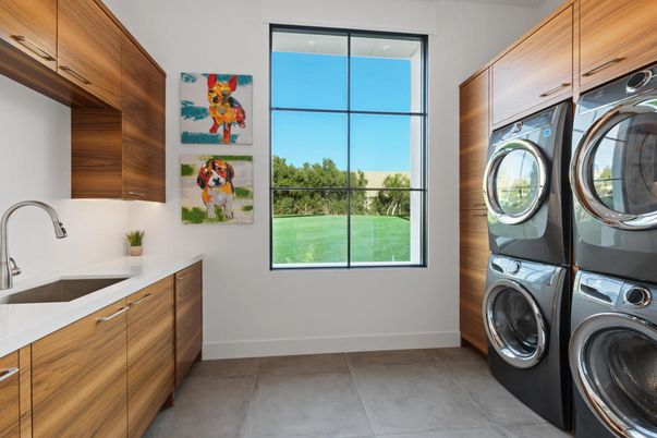 Interior, Washer