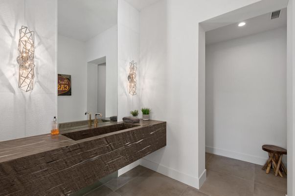 Bathroom, Interior, Recessed Lighting
