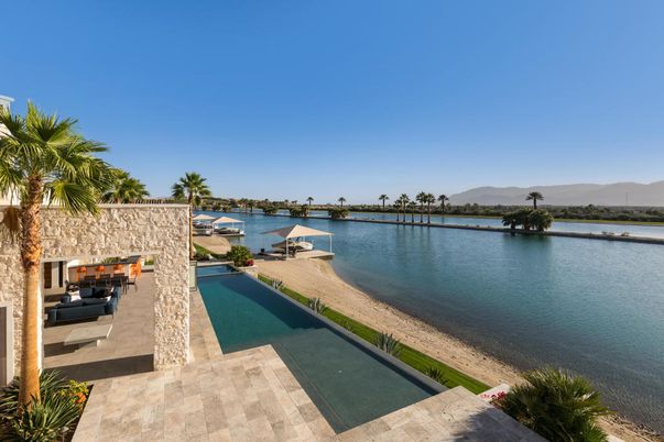 Exterior, Pool, Water