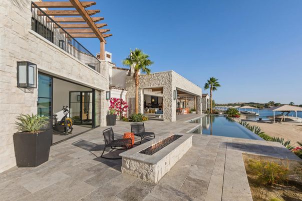 Exterior, Pool, Water