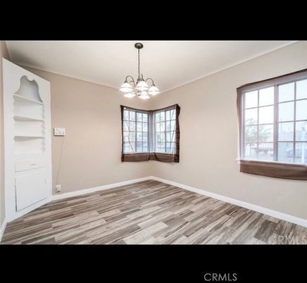 Chandelier, Empty room, Interior, Pendant Lights, Wood Texture Flooring