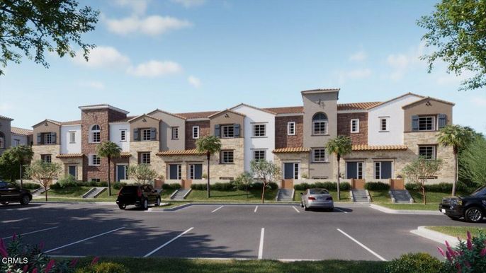 Exterior, Facade, Mediterranean