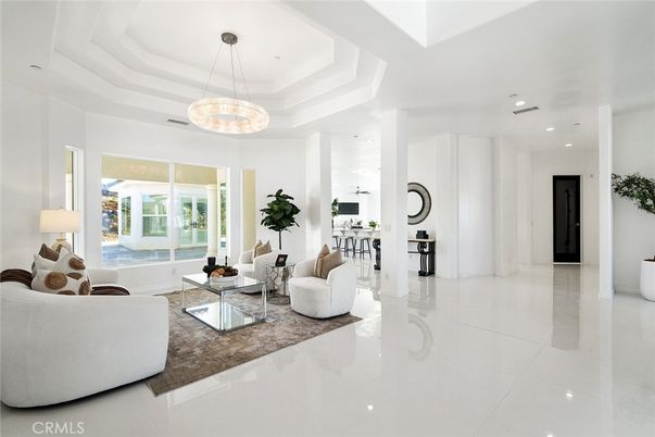 Interior, Living room, Pendant Lights, Recessed Lighting