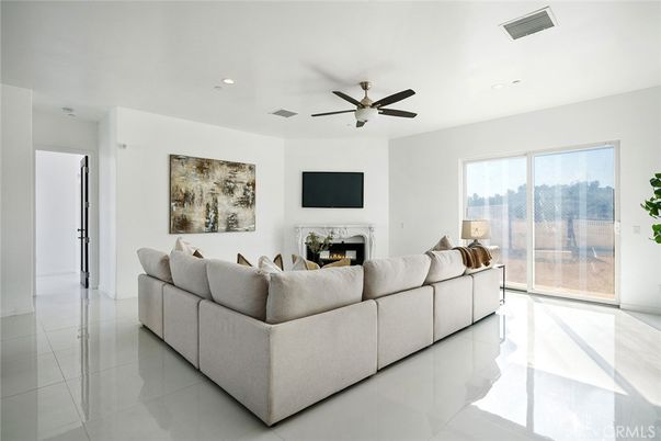 Fireplace, Interior, Living room, Recessed Lighting