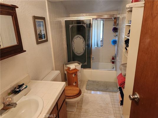 Bathroom, Interior, Tile Countertops
