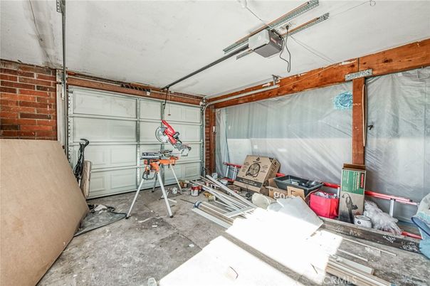 Garage, Interior, Stone Walls