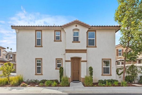 Exterior, Facade, Mediterranean